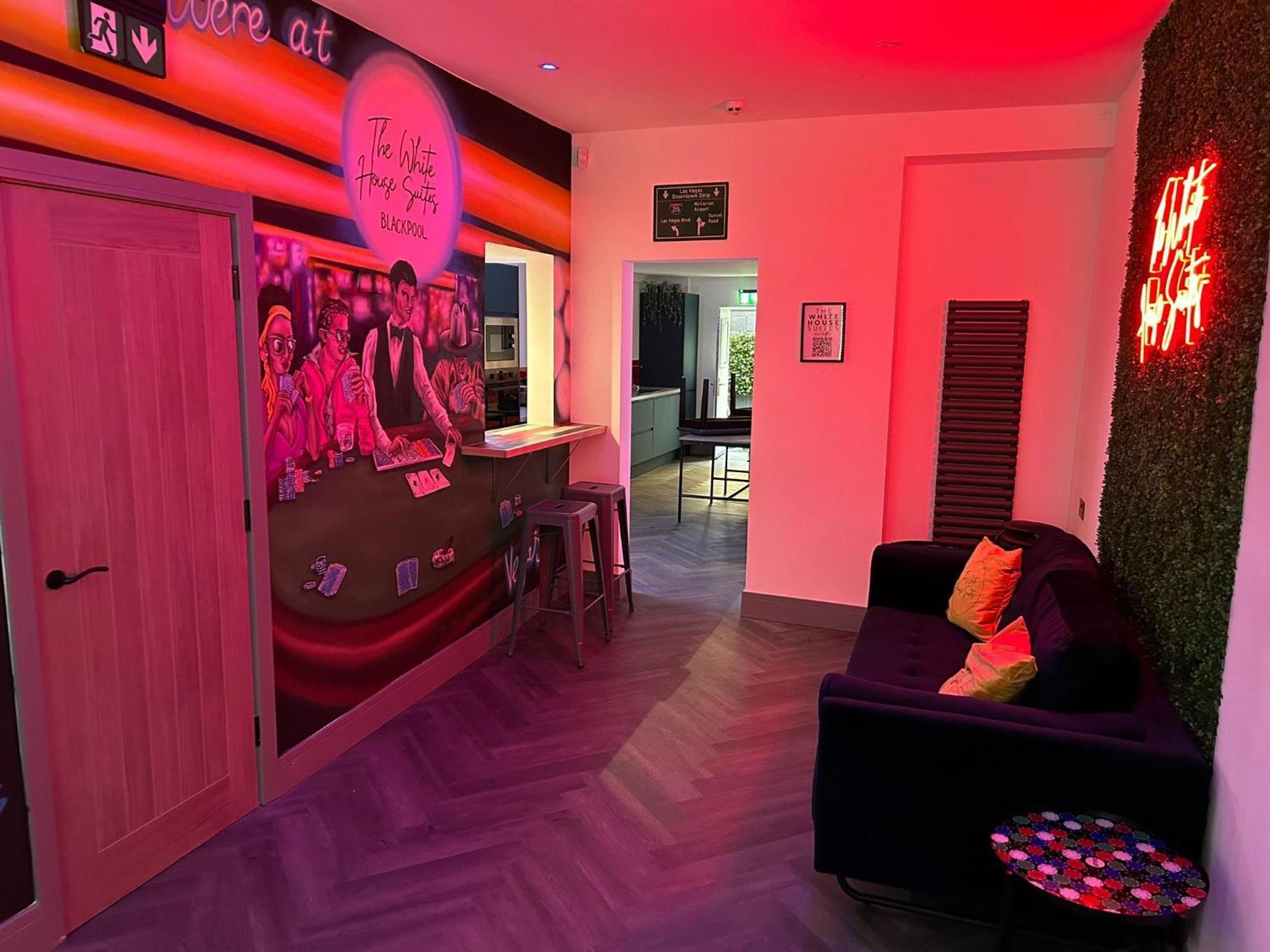 The White House Vegas Suites ブラックプール エクステリア 写真