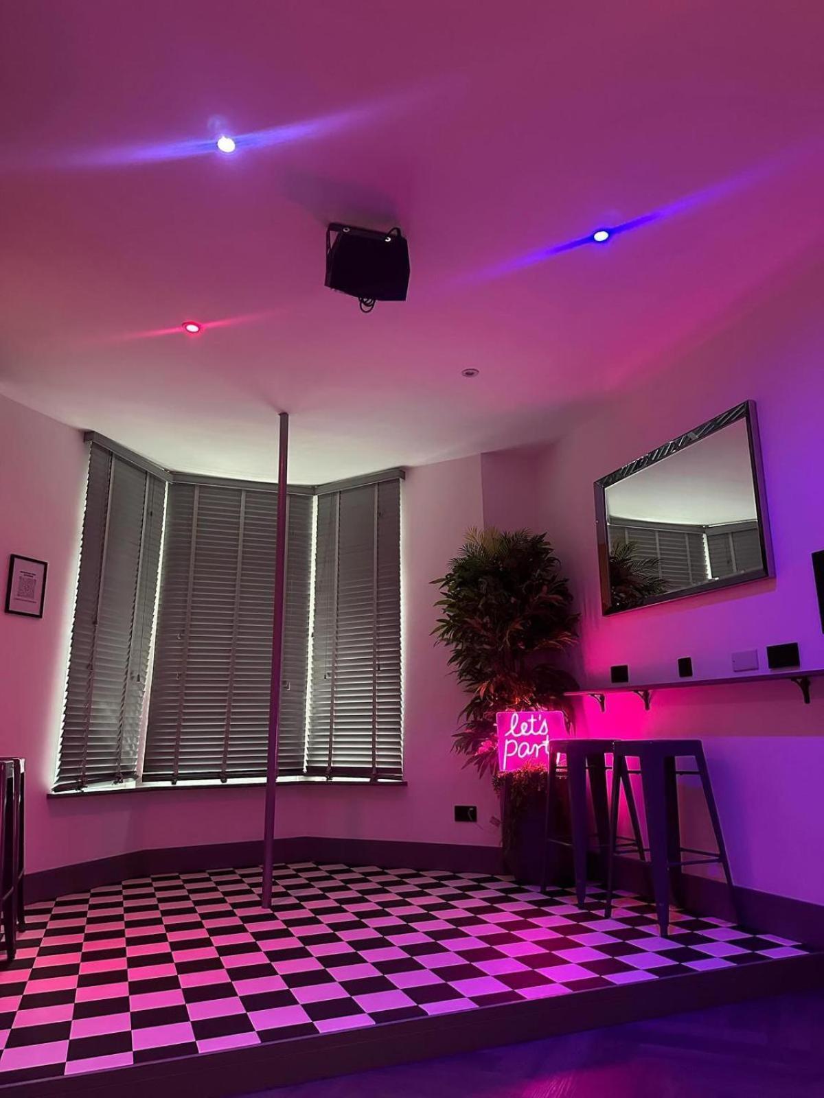 The White House Vegas Suites ブラックプール エクステリア 写真